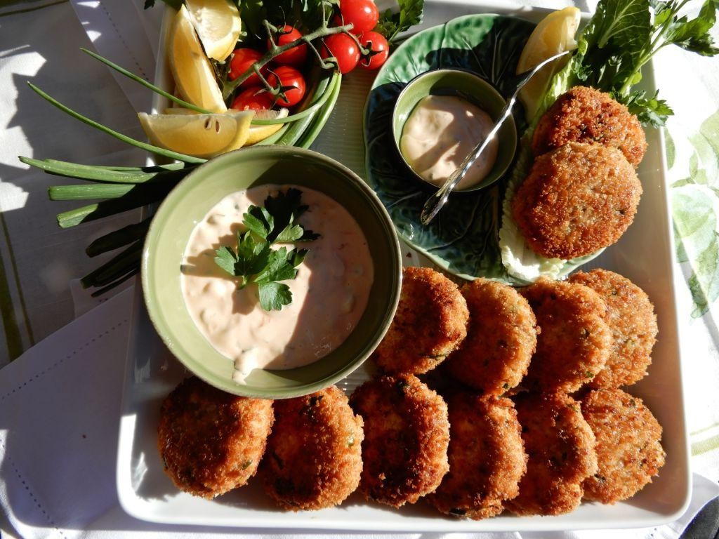 Coho Salmon Cakes with Remoulade Sauce