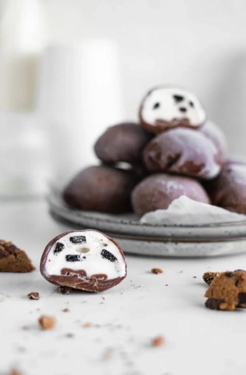 Cookies and Cream Mochi Balls