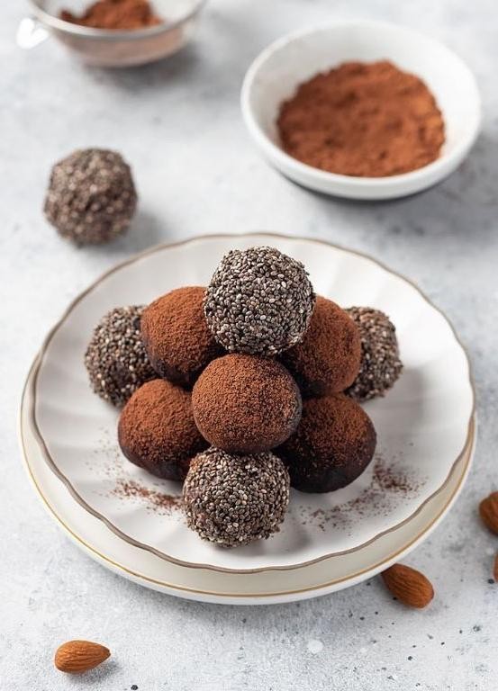 Cordyceps Chocolate Truffles with Maca Powder