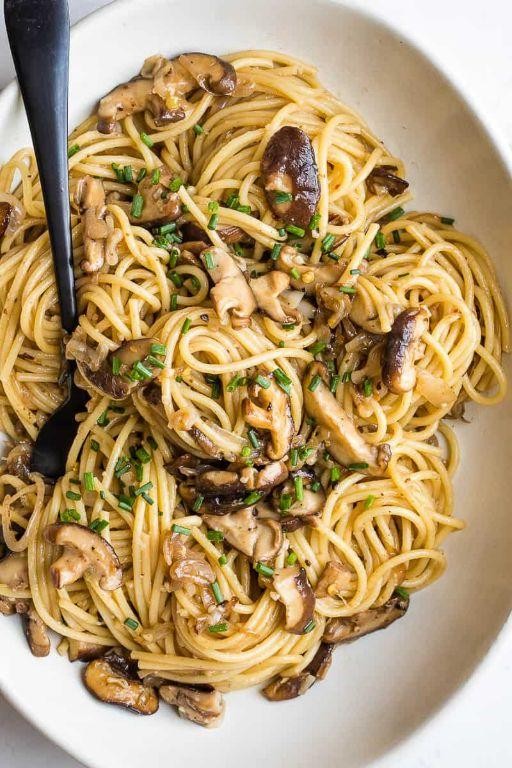 Cordyceps and Black Garlic Pasta