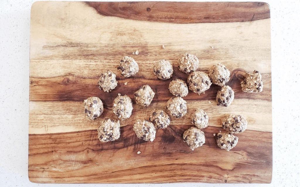 Cordyceps and Walnut Energy Balls