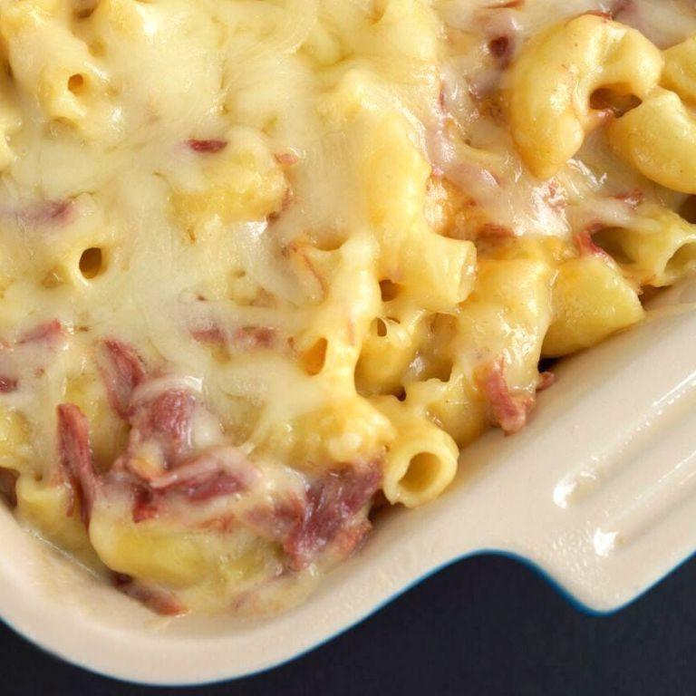 Corned Beef Mac and Cheese
