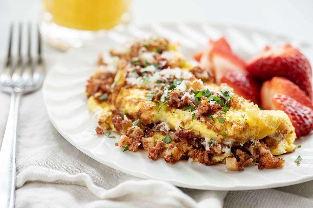 Corned Beef and Onion Omelette