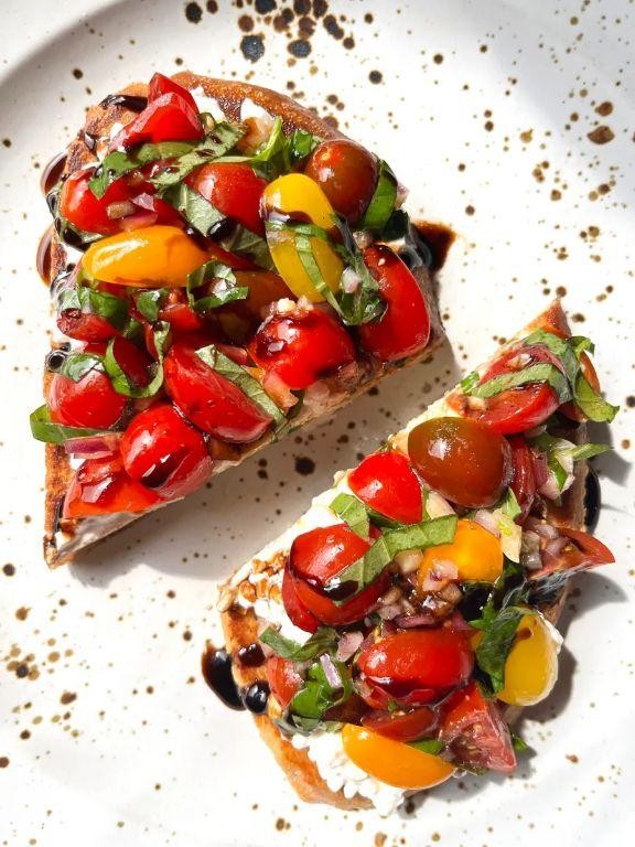 Cottage Cheese and Tomato Bruschetta