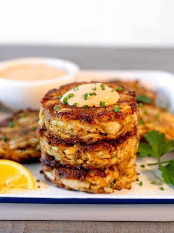 Crab Cake Sandwich with Remoulade Sauce