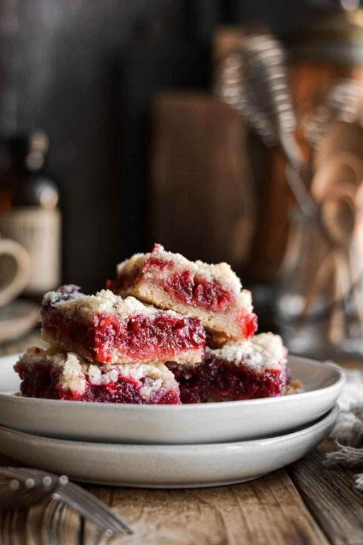 Cranberry Almond Jello Bars