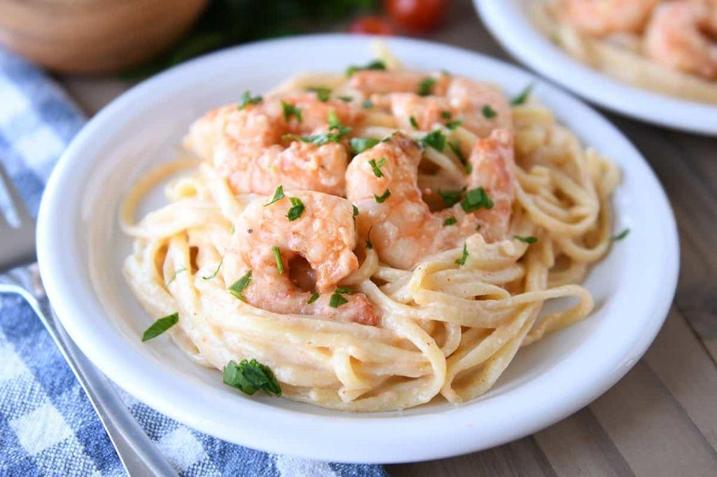 Creamy Garlic Parmesan Chicken and Shrimp Pasta