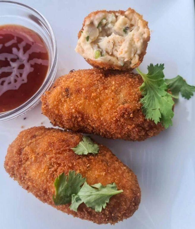 Creamy Mushroom and Chicken Croquettes