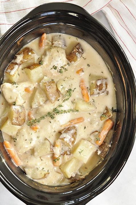 Creamy Ranch Chicken and Potato Slow Cooker Dish