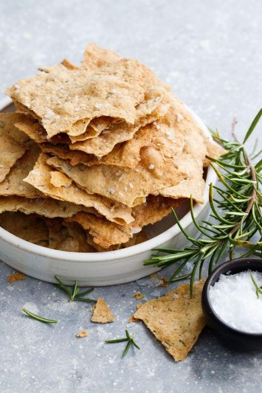 Crunchy Sourdough Discard Crackers with Herbs