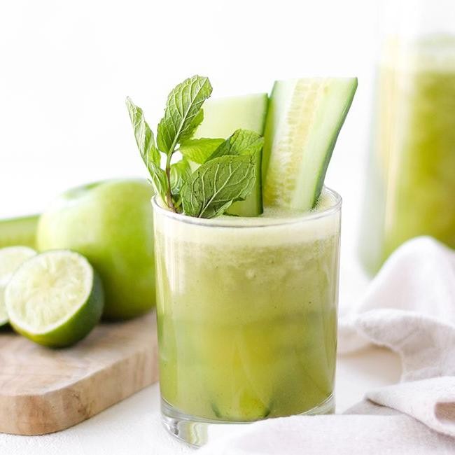 Cucumber Mint Cooler Smoothie