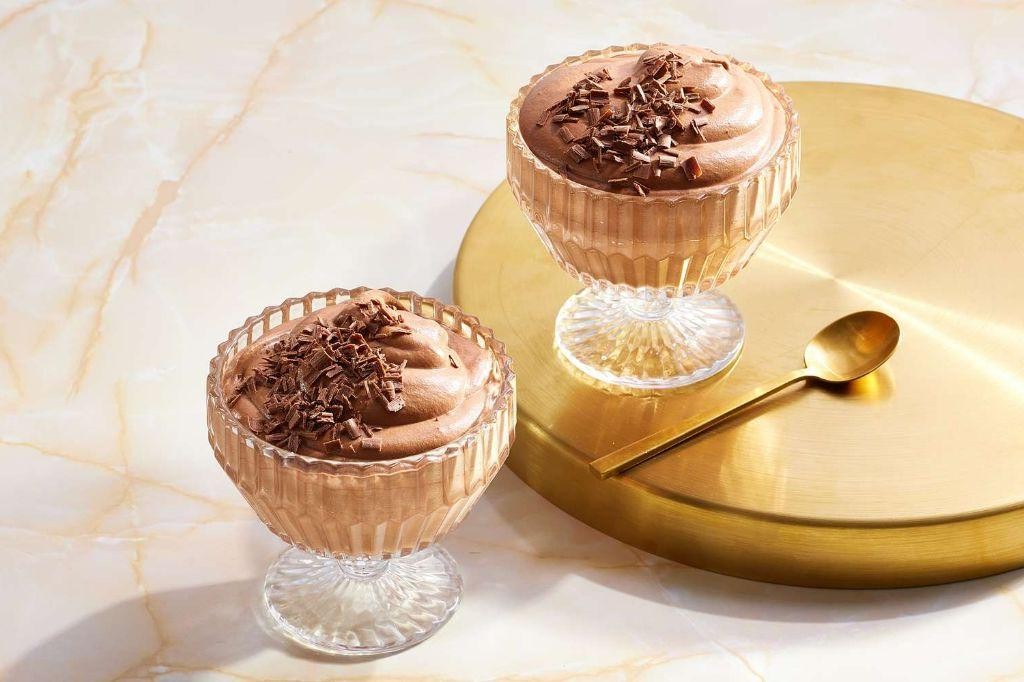 Decadent Chocolate Egg Yolk Mousse