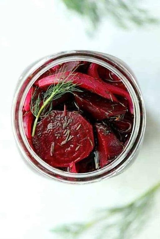 Dill and Garlic Pickled Beets