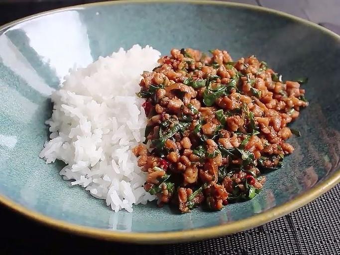 Divine Thai Basil Chicken Stir-Fry