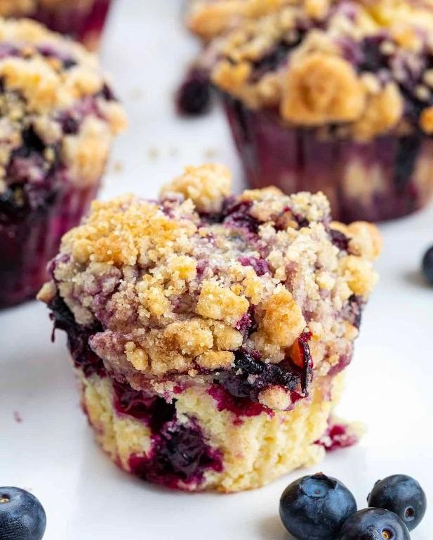 Double Blueberry Muffins with Fresh and Dried Berries