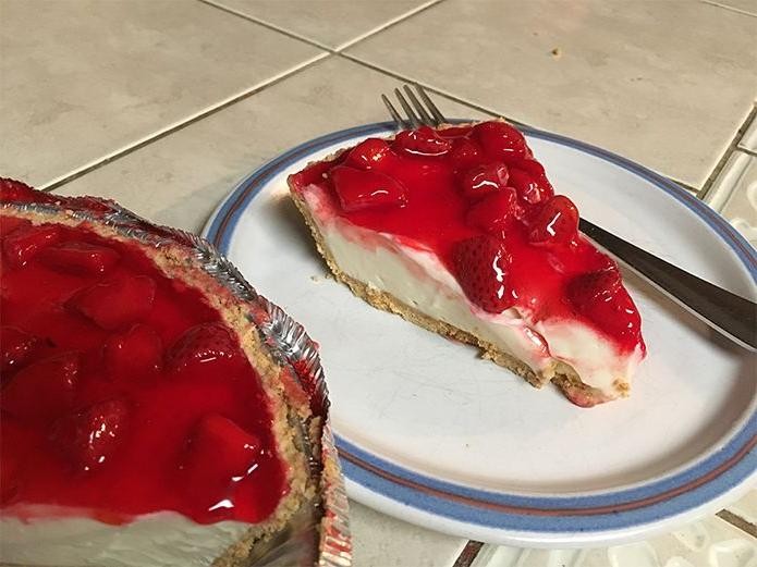 Eagle Brand Strawberry Cream Pie