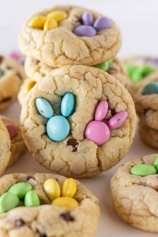 Easter Basket Chocolate Chip Cookies