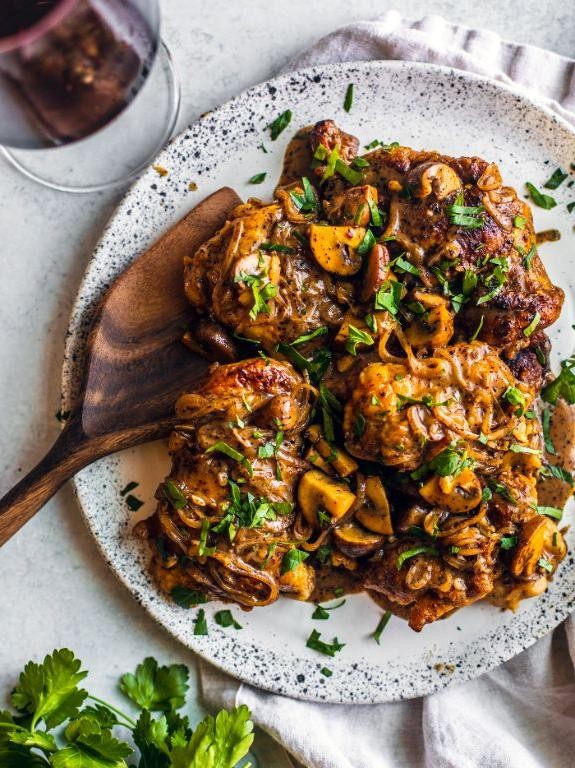 Easy Weeknight Chicken Marsala with Thyme