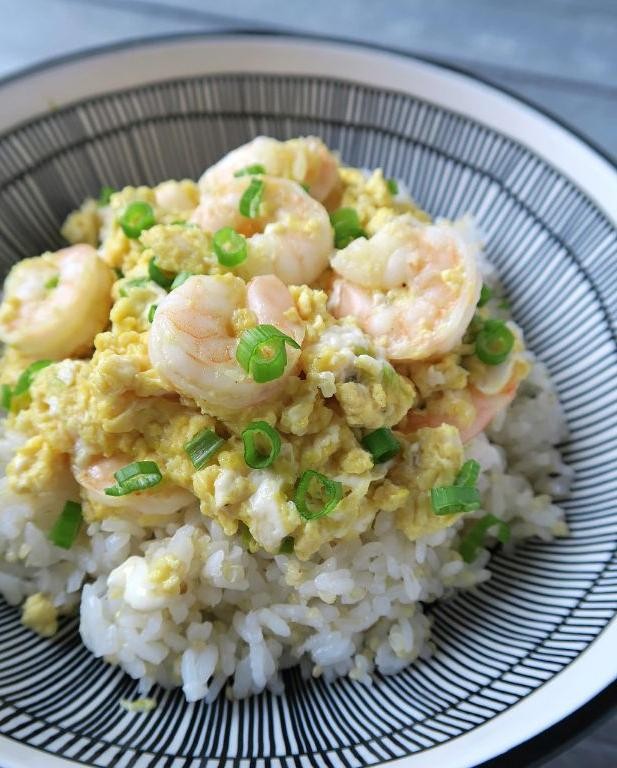 Egg Drop Shrimp Fried Rice with Scallions