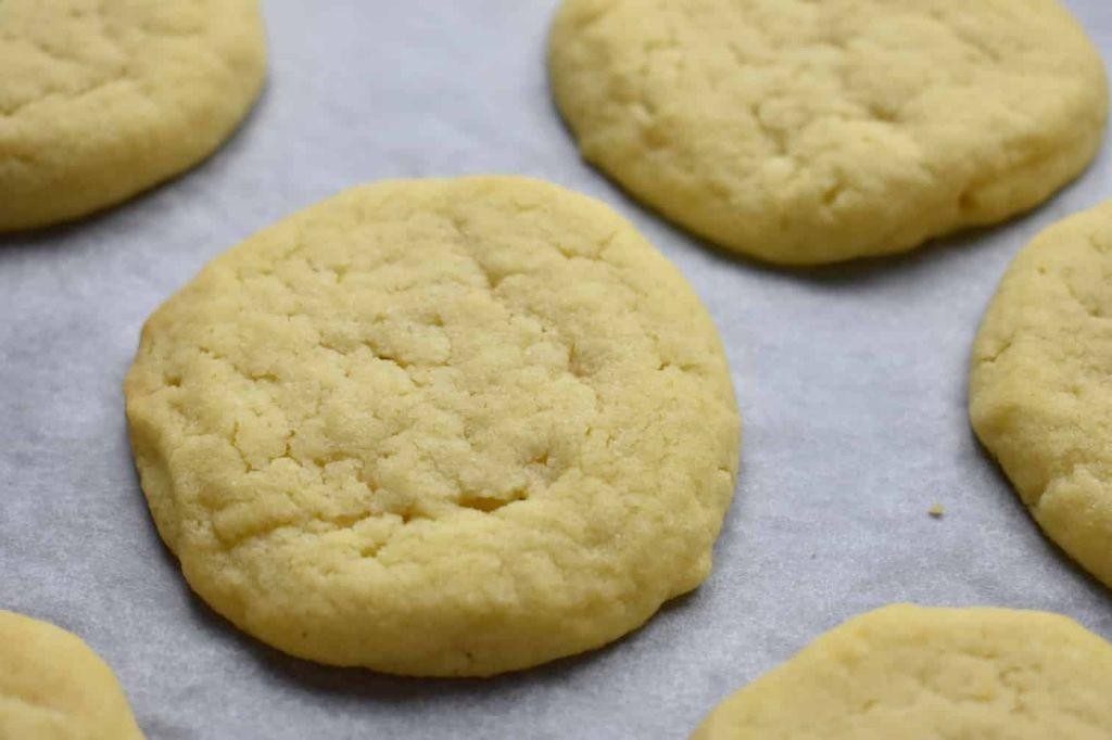 Egg Yolk and Butter Shortbread Cookies