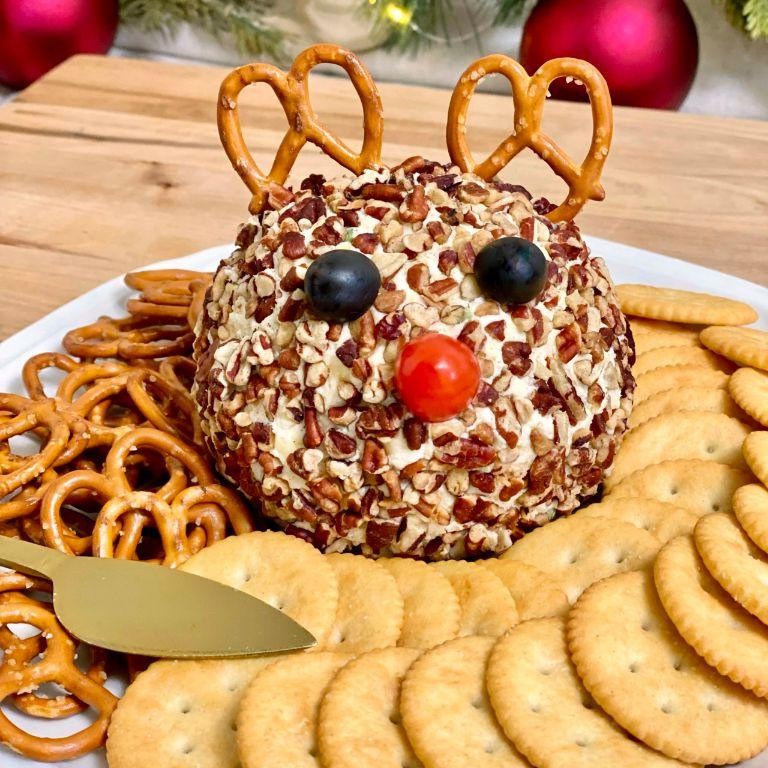 Festive Cheese Ball with Crackers
