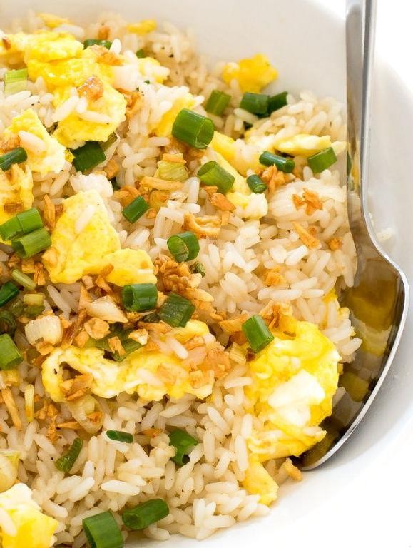 Filipino Garlic Yellow Rice