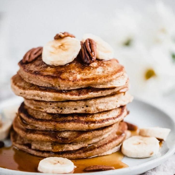 Fluffy Banana Oat Flour Pancakes