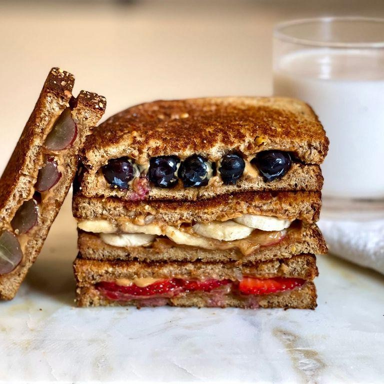 Fruit and Nut Butter Sandwich