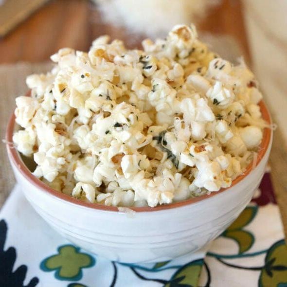 Garlic Parmesan Air Popped Popcorn