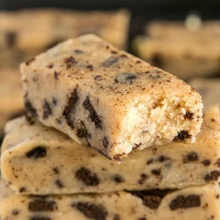 Ghost Oreo Protein Bars