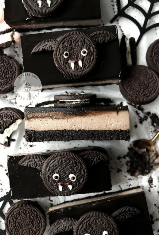 Ghost Oreo Protein Cheesecake