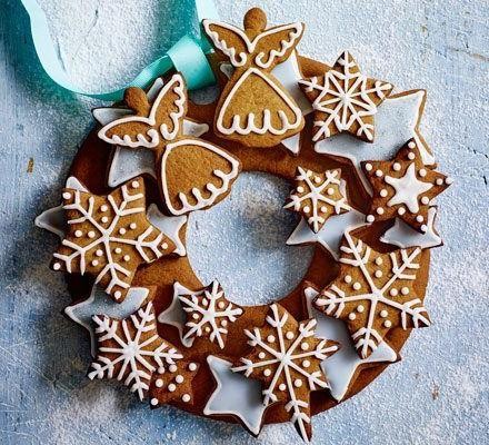 Gingerbread Wreath Cookies