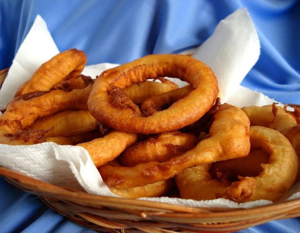 Golden Bread Crumb Onion Rings
