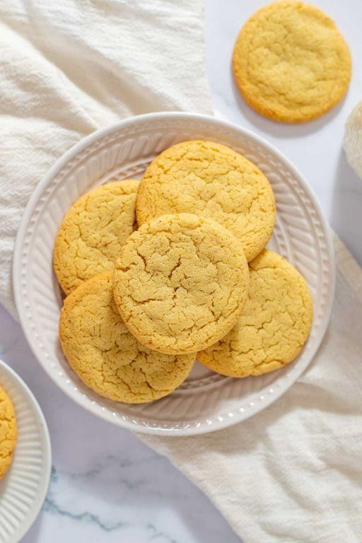 Golden Honey Egg Yolk Cookies