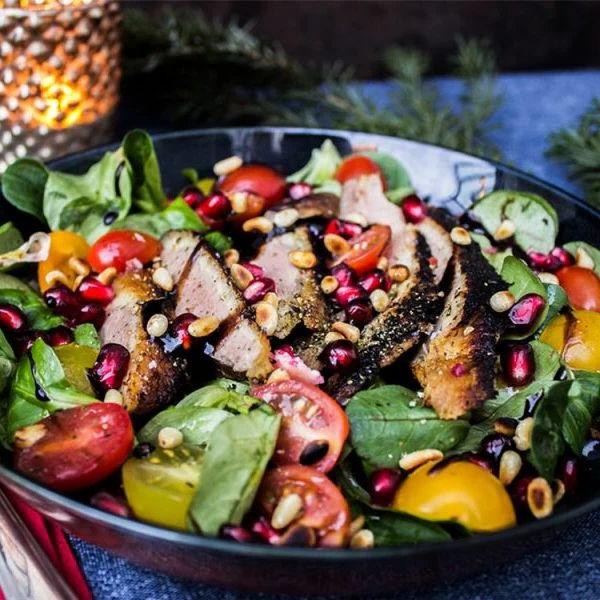 Goose Breast Salad with Pomegranate and Walnuts