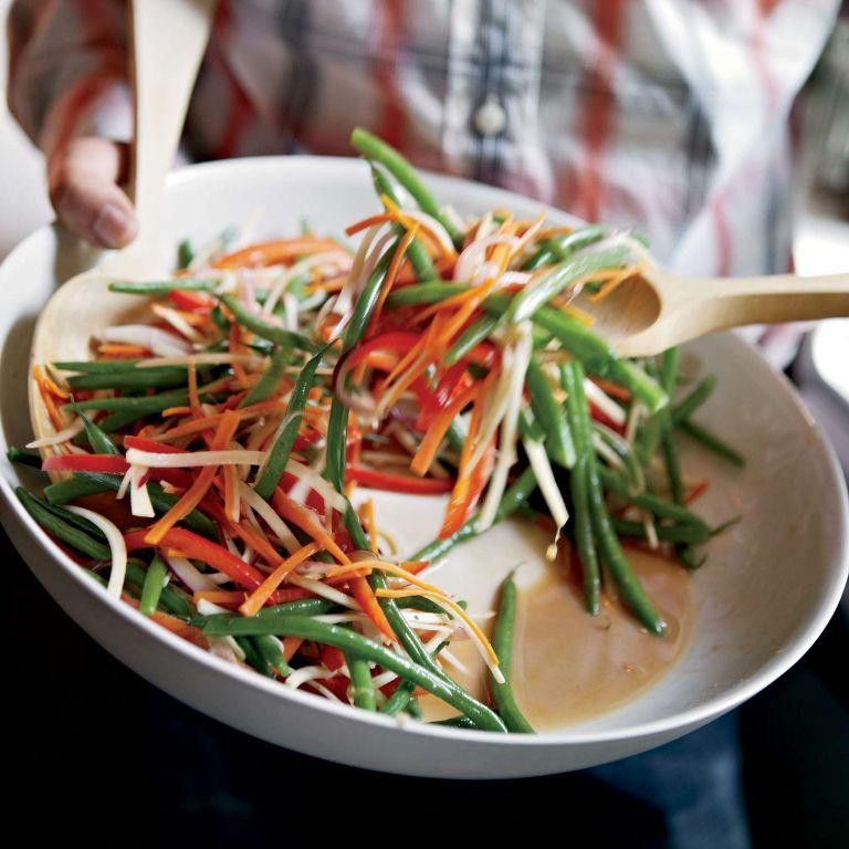 Green Bean and Carrot Slaw with Lime Dressing