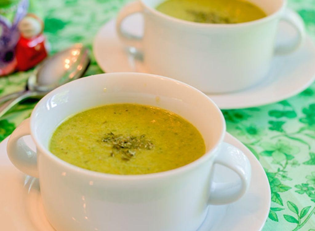 Green Bean and Carrot Soup with Coconut Milk