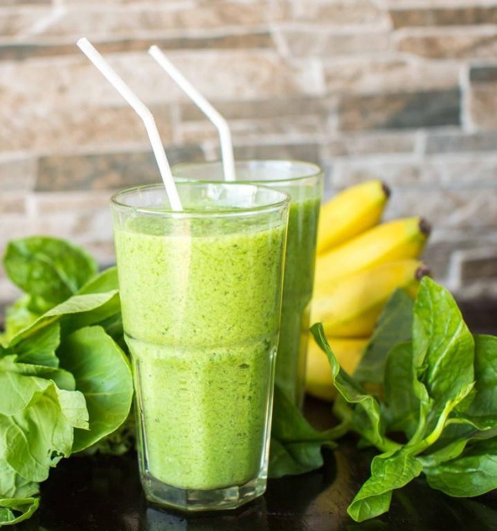 Green Detox Spinach Smoothie