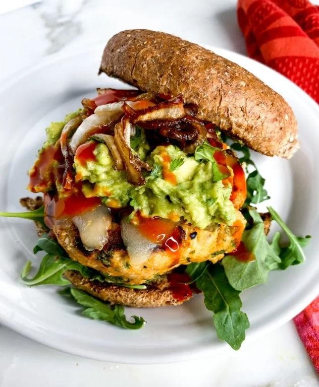 Grilled Buffalo Chicken Burgers with Avocado Crema