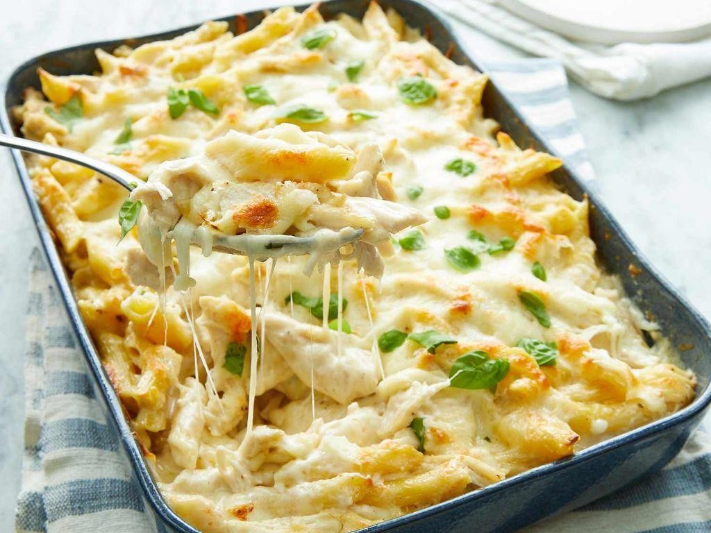 Grilled Chicken Alfredo Pasta Bake
