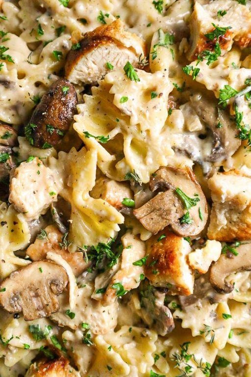 Grilled Chicken and Mushroom Pasta in White Wine Sauce