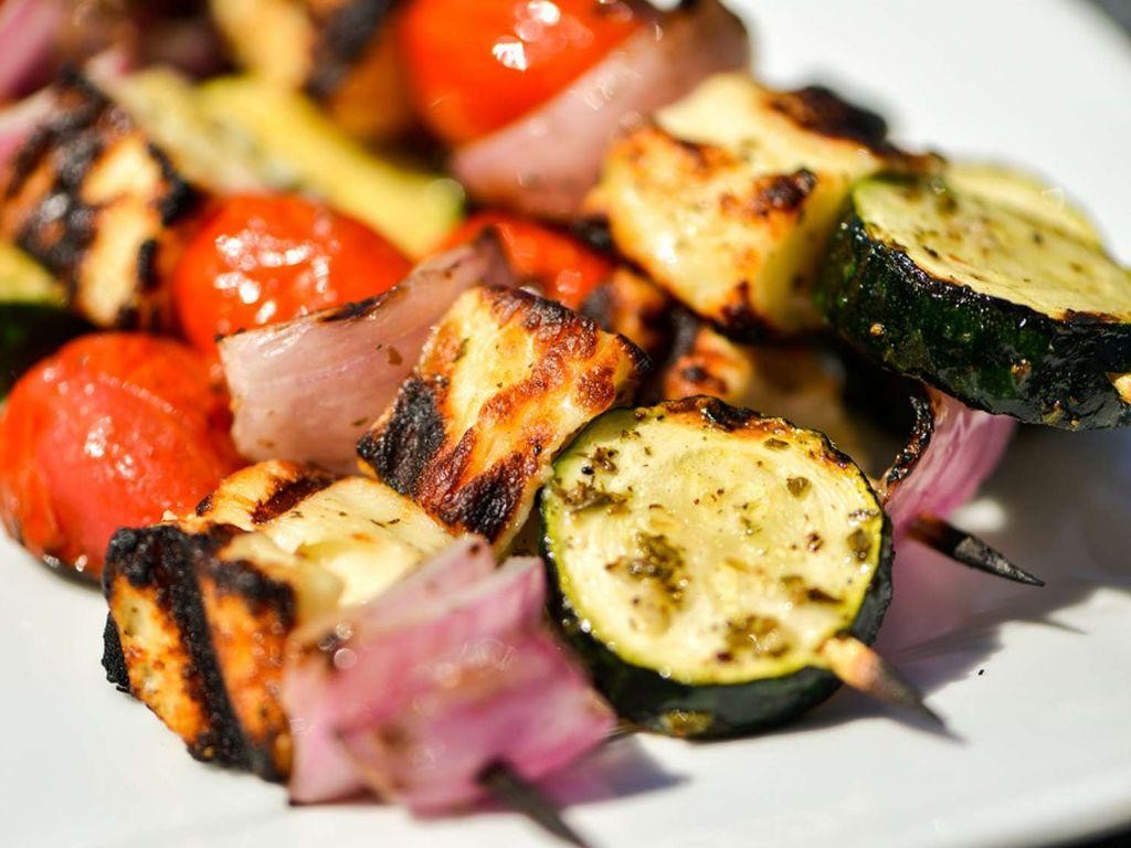 Grilled Halloumi and Vegetable Skewers