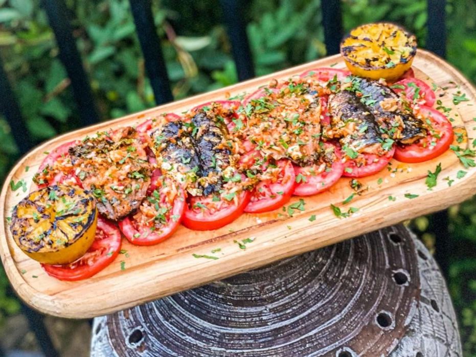 Grilled Sardines with Lemon and Olive Oil
