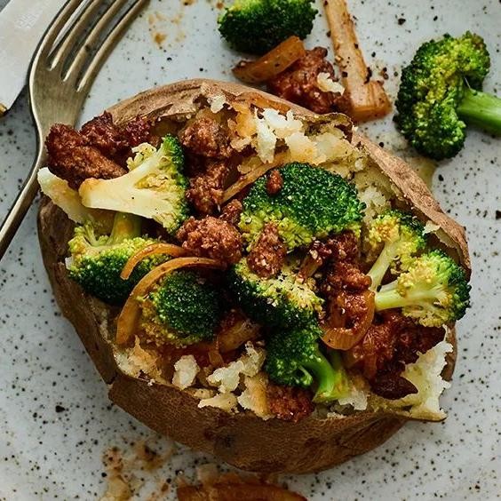 Ground Beef and Broccoli Stuffed Baked Potatoes