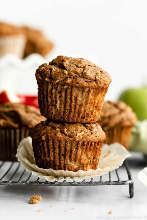 Healthy Whole Wheat Apple Muffins
