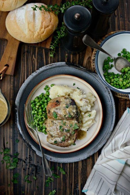 Herb-Rubbed Slow Cooker Pork Chops with Gravy