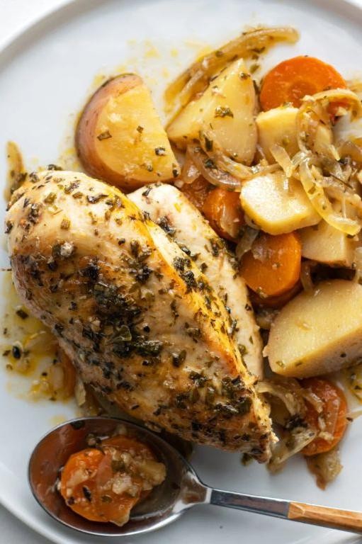 Herbed Chicken and Potato Slow Cooker Wonder