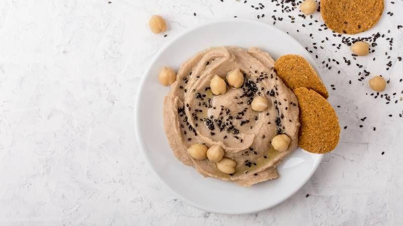 Homemade Hummus with Whole Grain Crackers