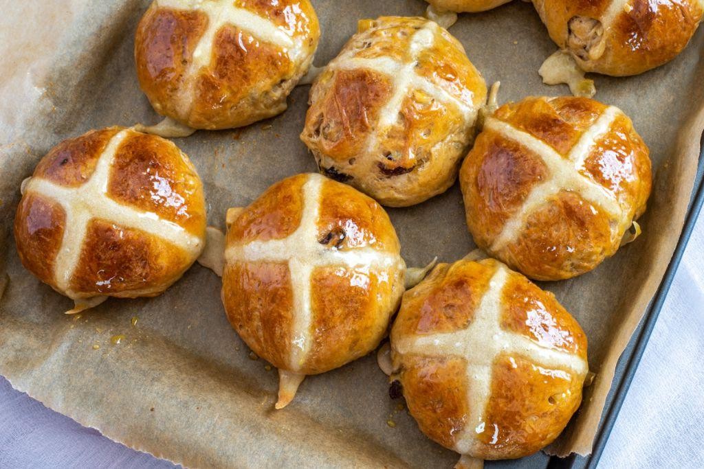 Hot Cross Buns with Orange Glaze