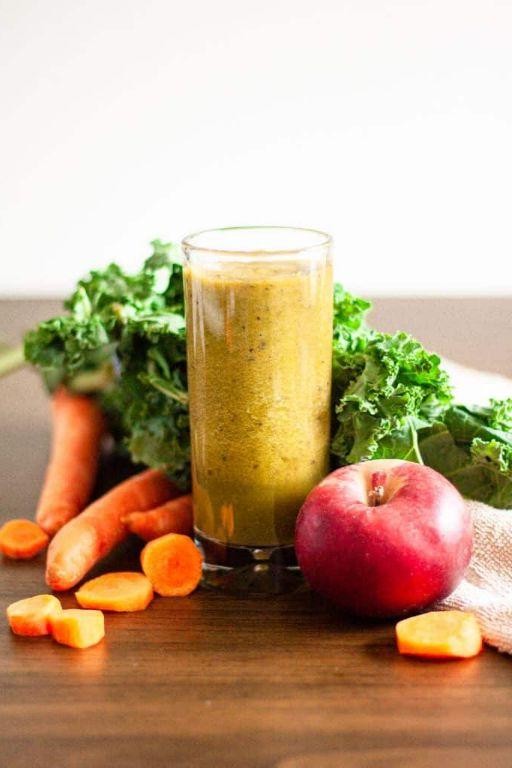 Kale Apple Ginger Smoothie